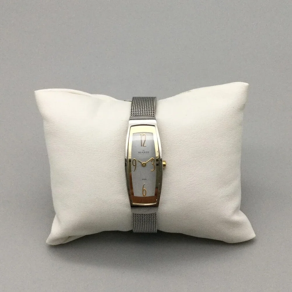 Skagen Womens Watch 15mm Silver Tone Mesh Band Tonneau Steel New Battery